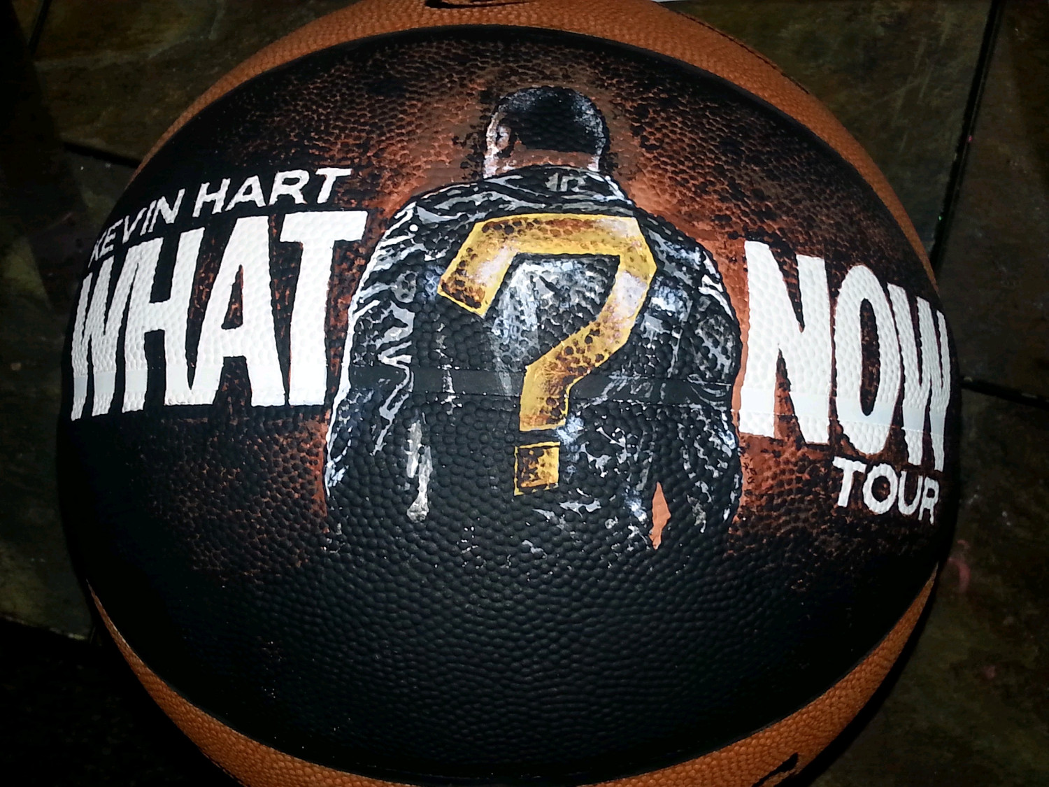 Kevin Hart ball