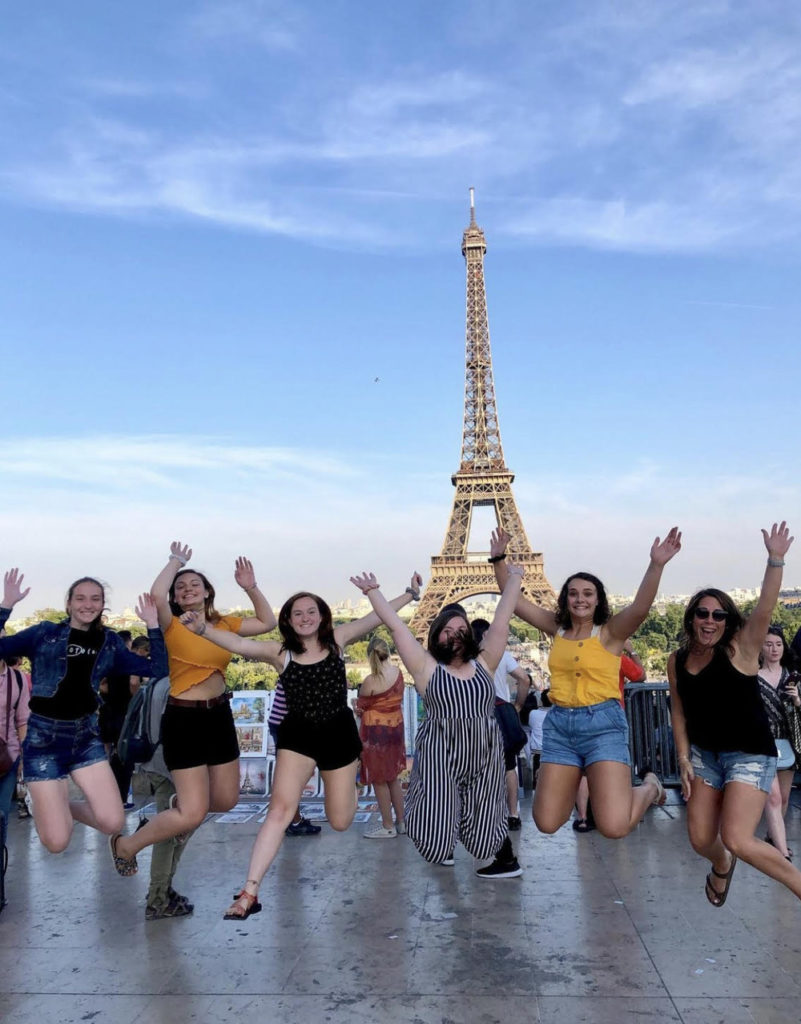 Craw in Paris