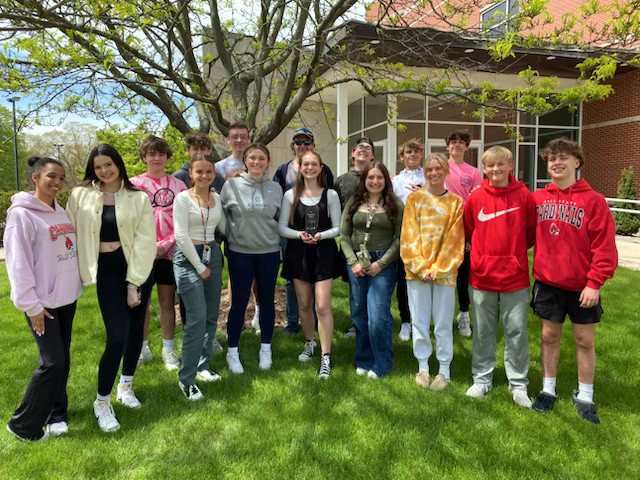 Newspaper Class Wins BSU Cardinal Award